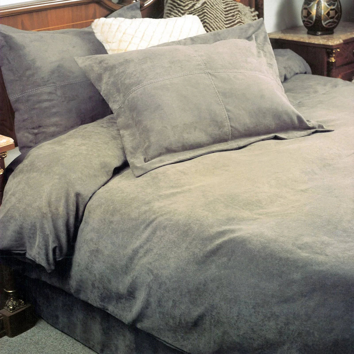 King Grey Oversized MicroSuede Duvet Cover Set G3502