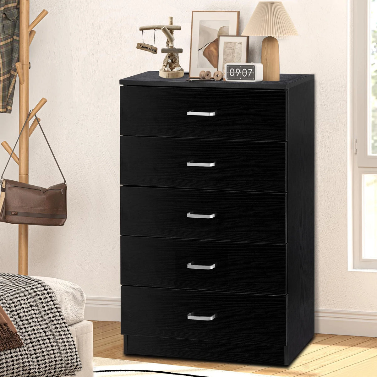 Black 5 Drawer Dresser T4864