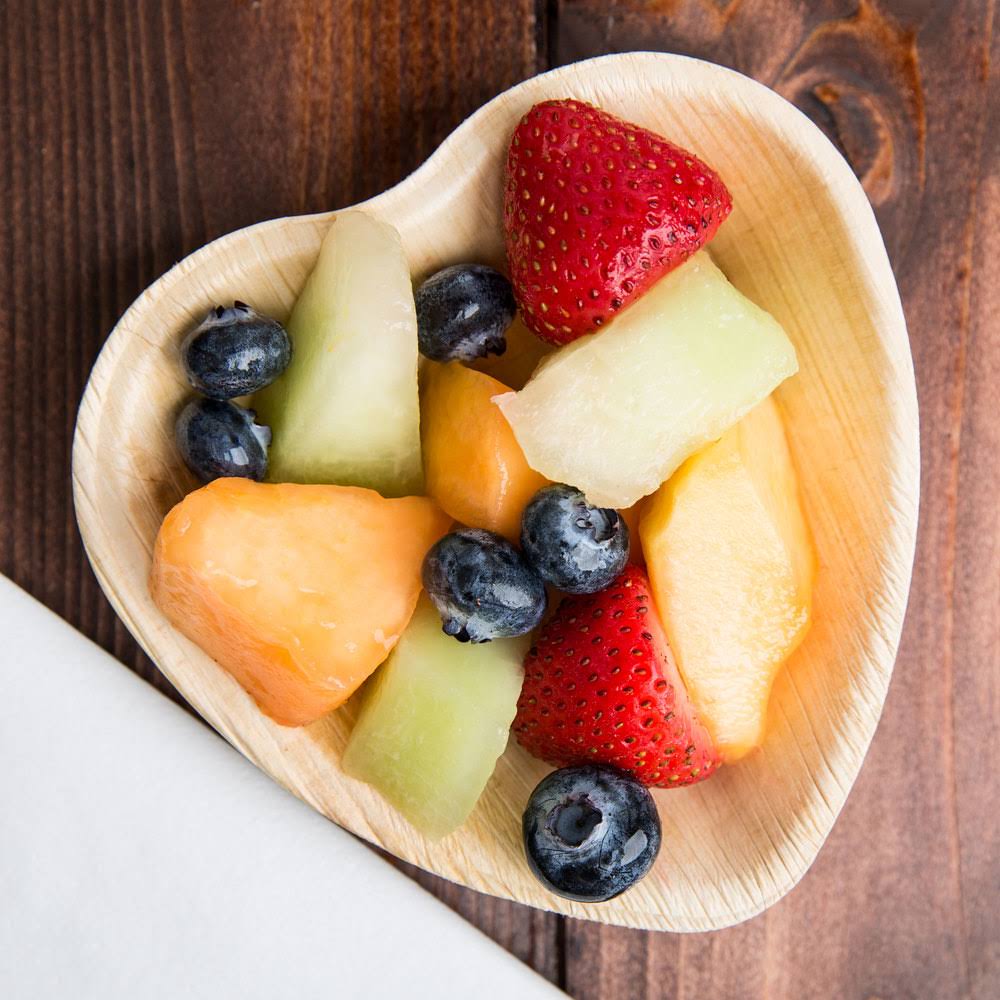 Heart Palm Leaf Plate 200-ct Case T6184