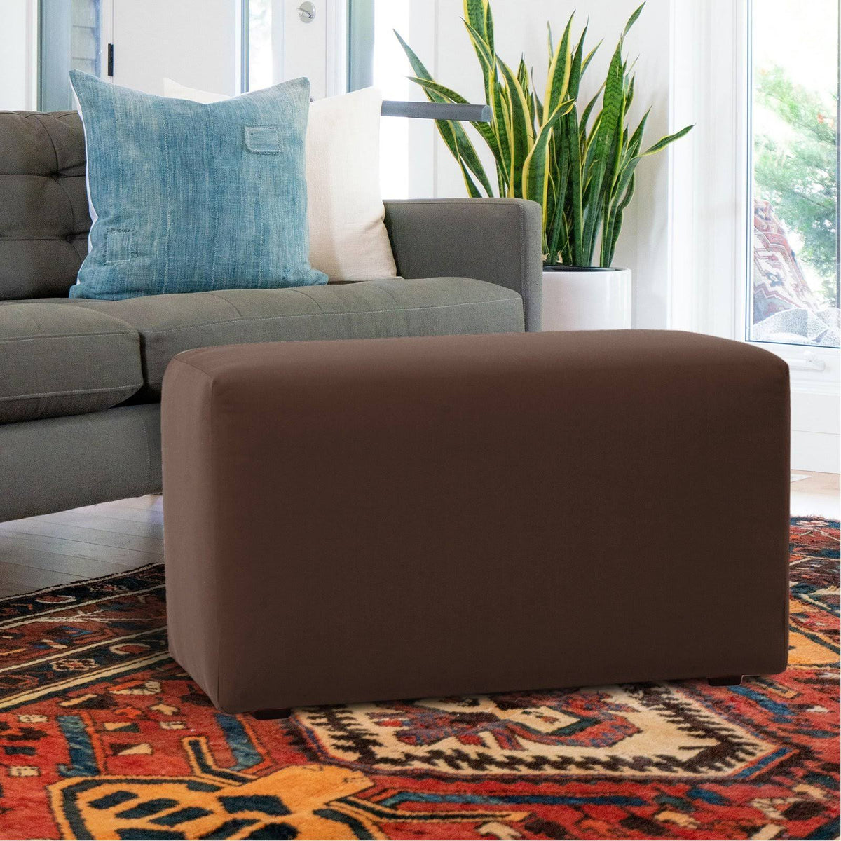 Universal Bench Q434