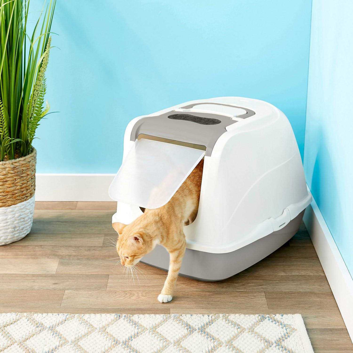 Flip Top Hooded Cat Litter Box E55524